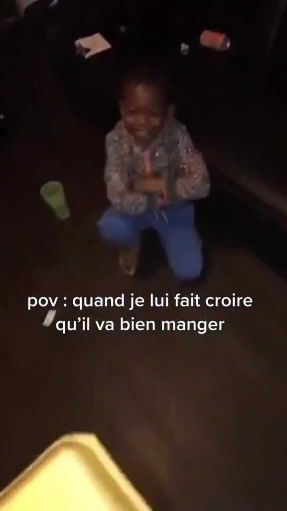 Mème : Ton grec il est là (pomme)