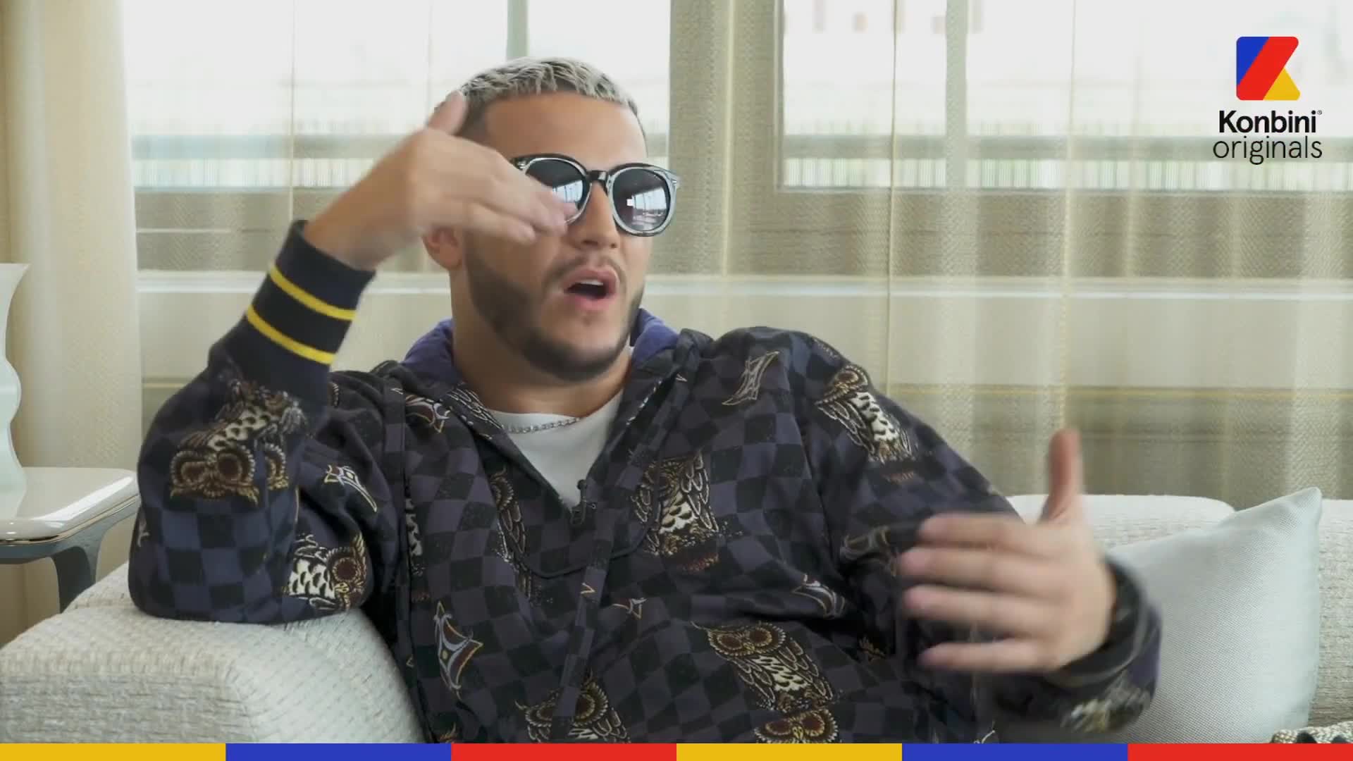 Mème : J'ai une histoire, j'ai un background - DJ Snake
