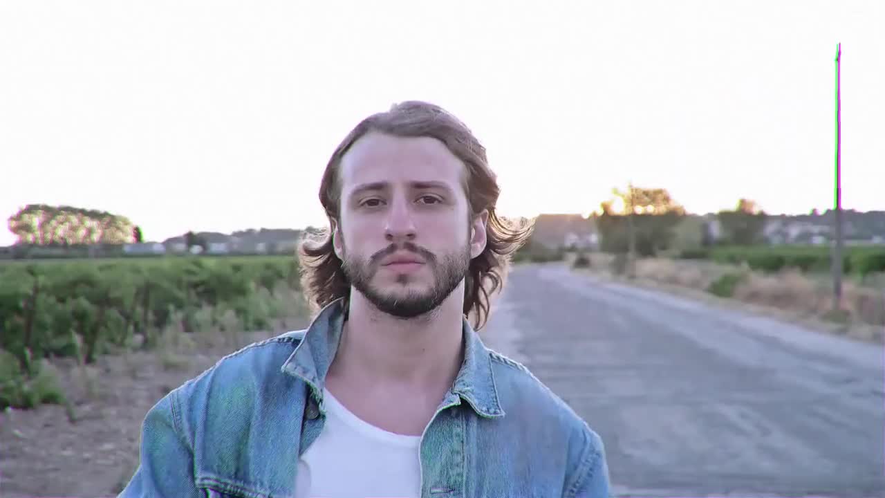 Mème : Musique Maxence nique ta mère