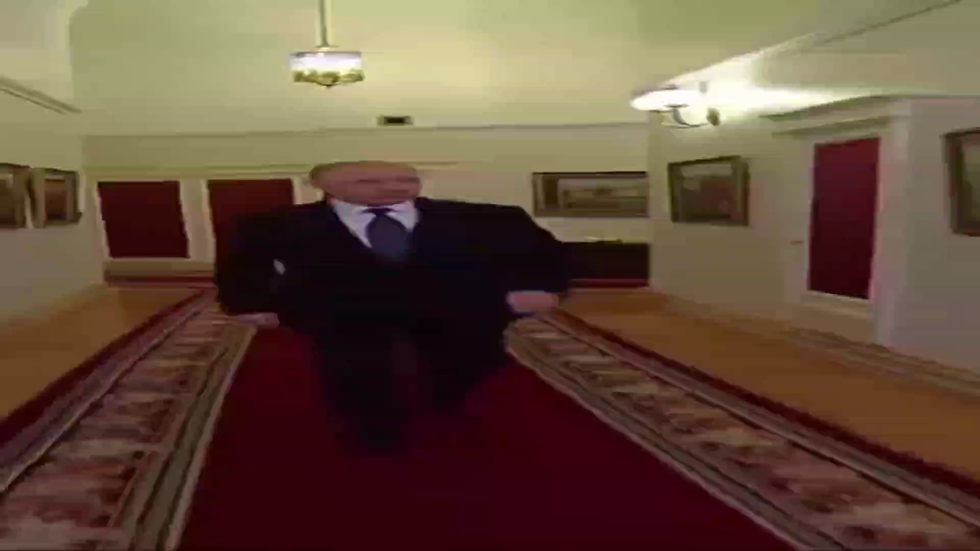 Mème : Wide Poutine