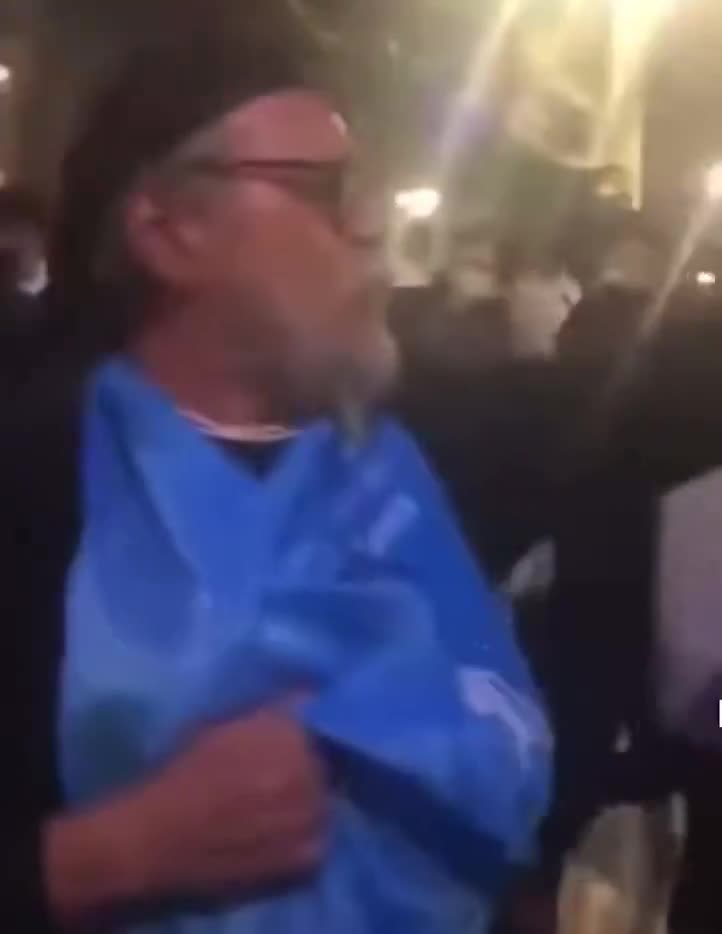 Mème : On prend la bastille - Gilet Jaune