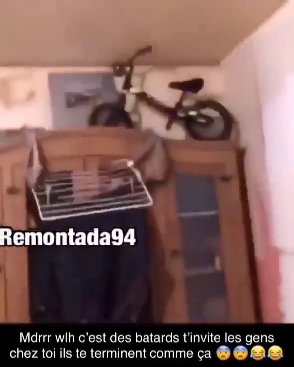 Mème : T'invite les gens chez toi ils te terminent comme ça
