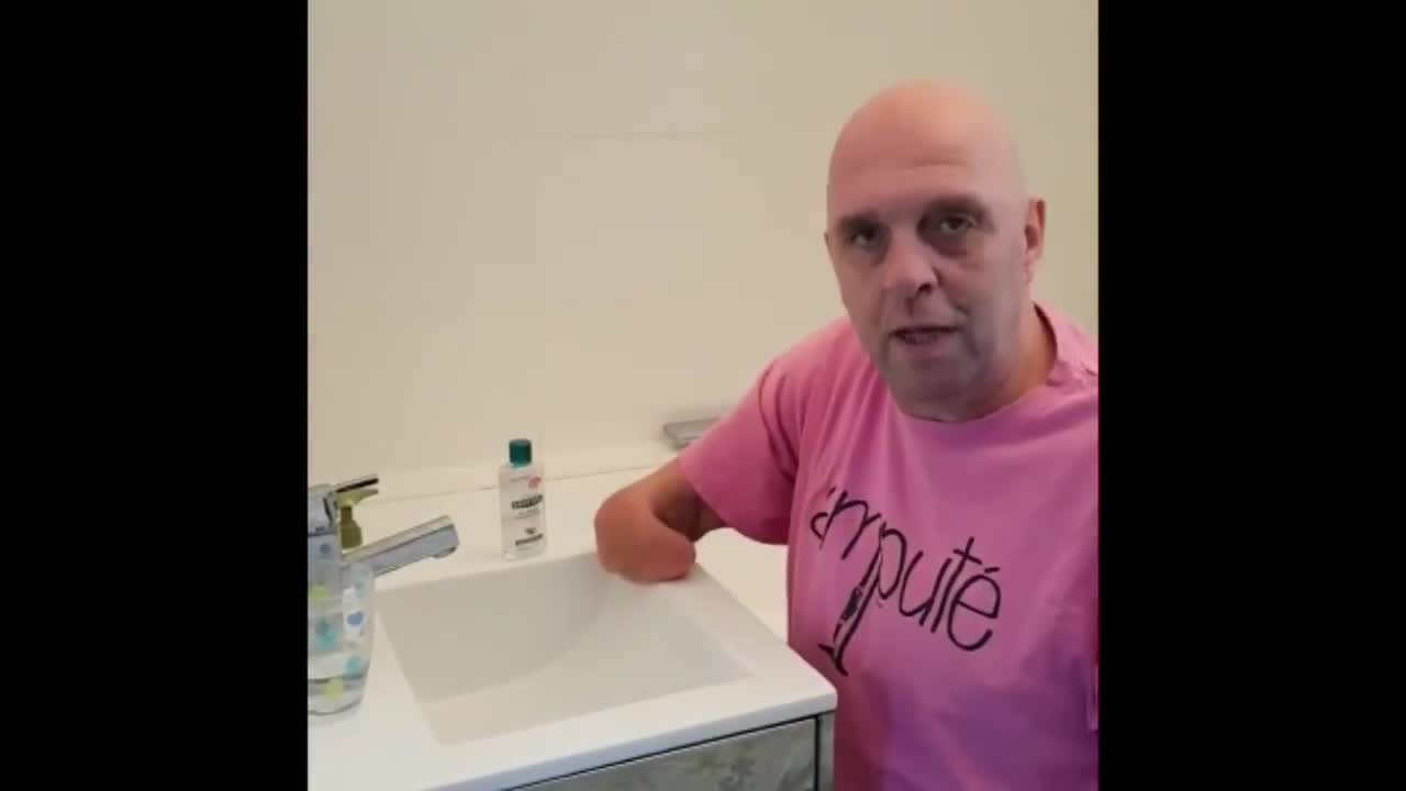 Mème : Tutoriel - laver les mains