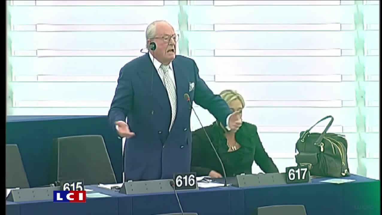 Mème : Vous me laissez pas la parole, on se croirait chez les bolcheviks ici - Jean-Marie le Pen