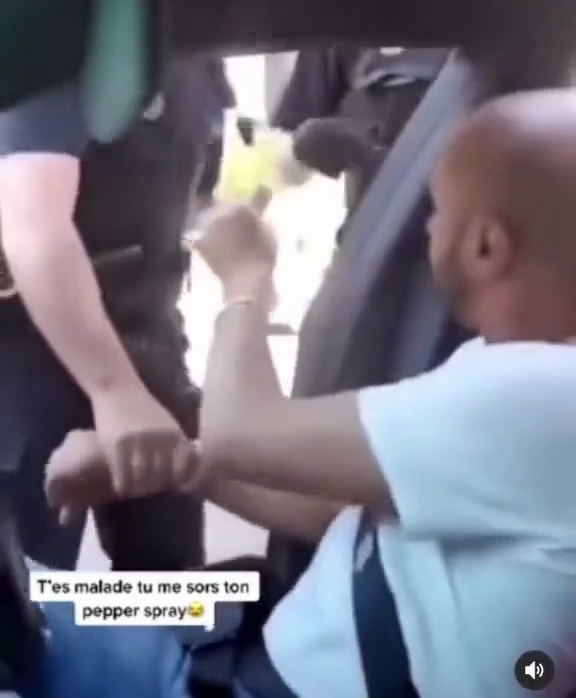 Mème : T'es malade tu me sors ton pepper spray